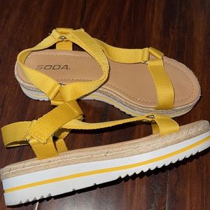 Womens Soda Platform Sandals